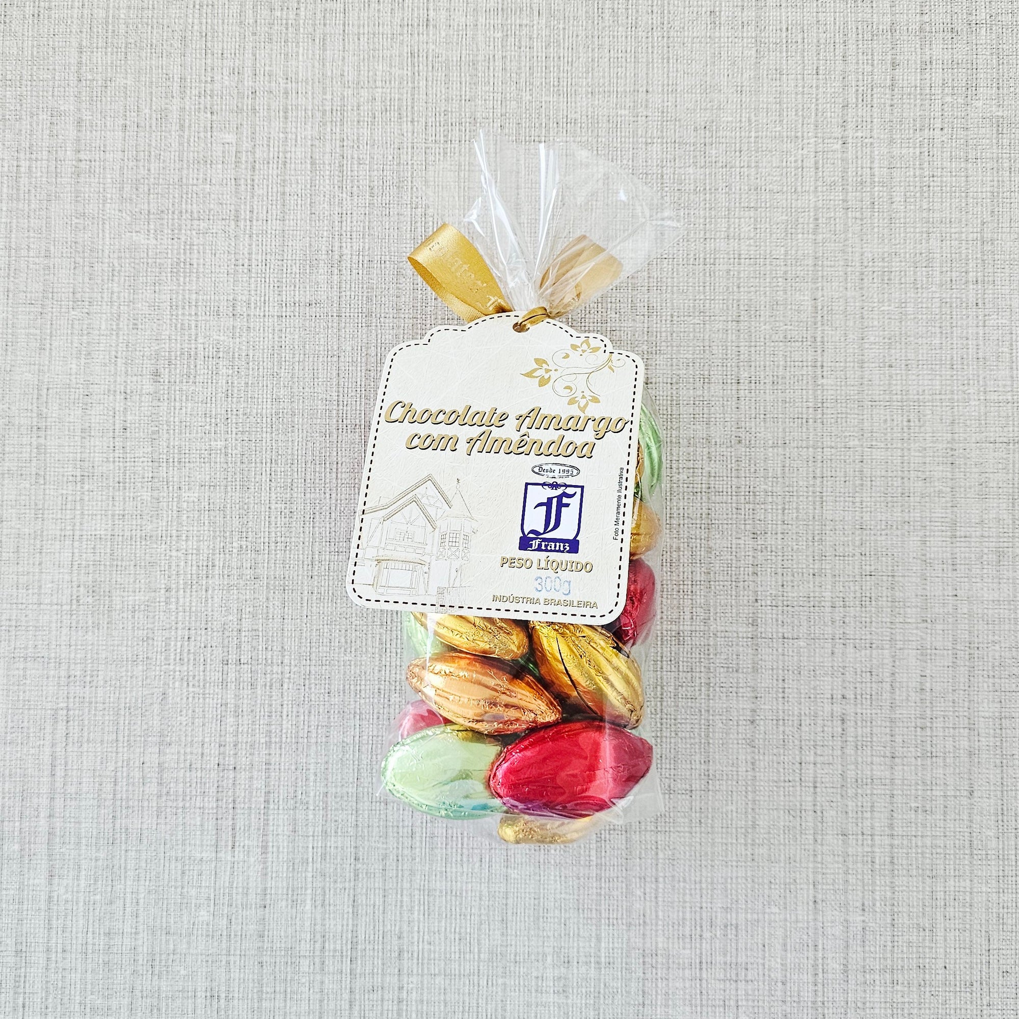 Cacau com Amêndoa no chocolate 70% amargo 300g